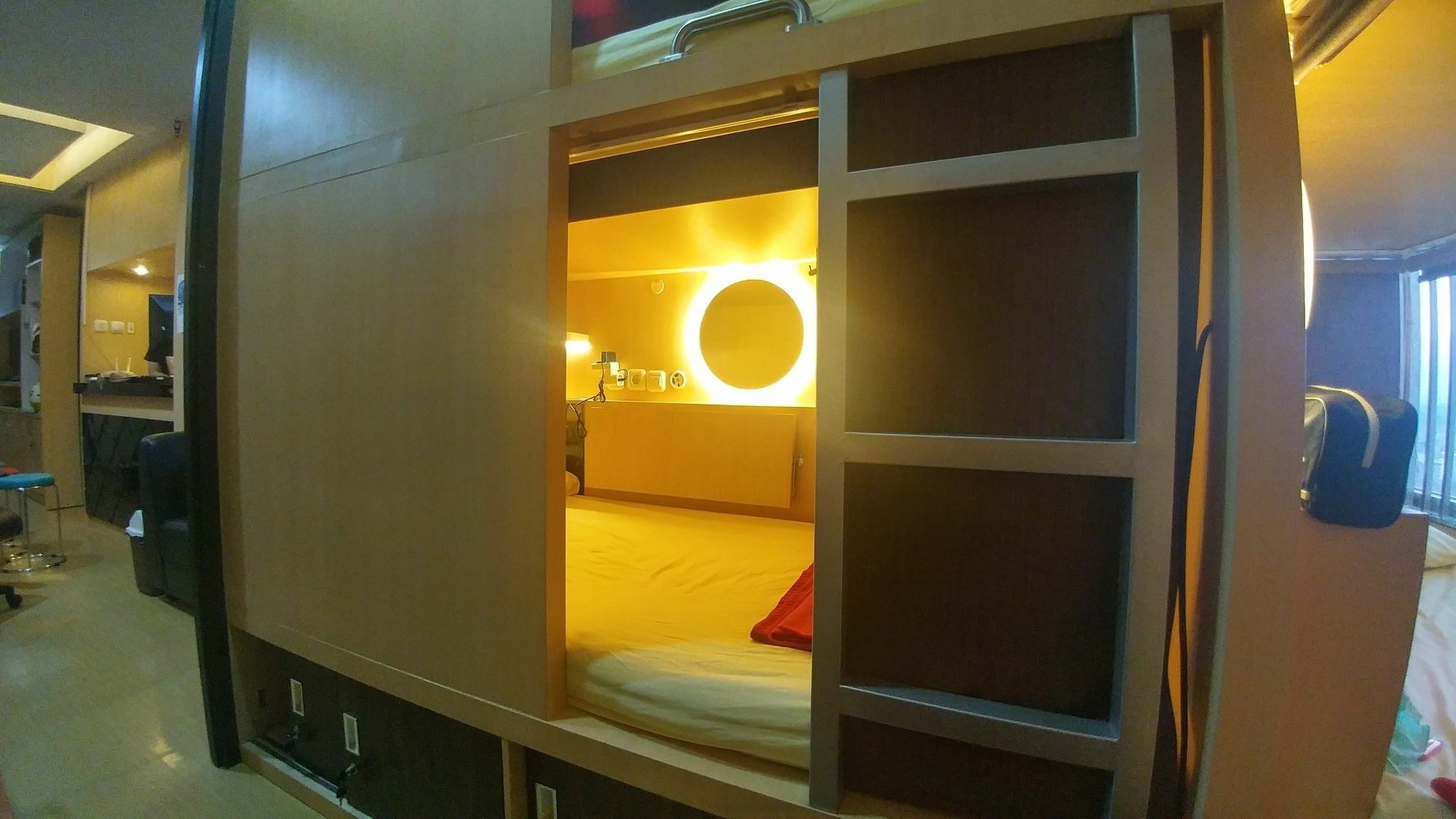Inap At Capsule Hostel Bandung Ngoại thất bức ảnh